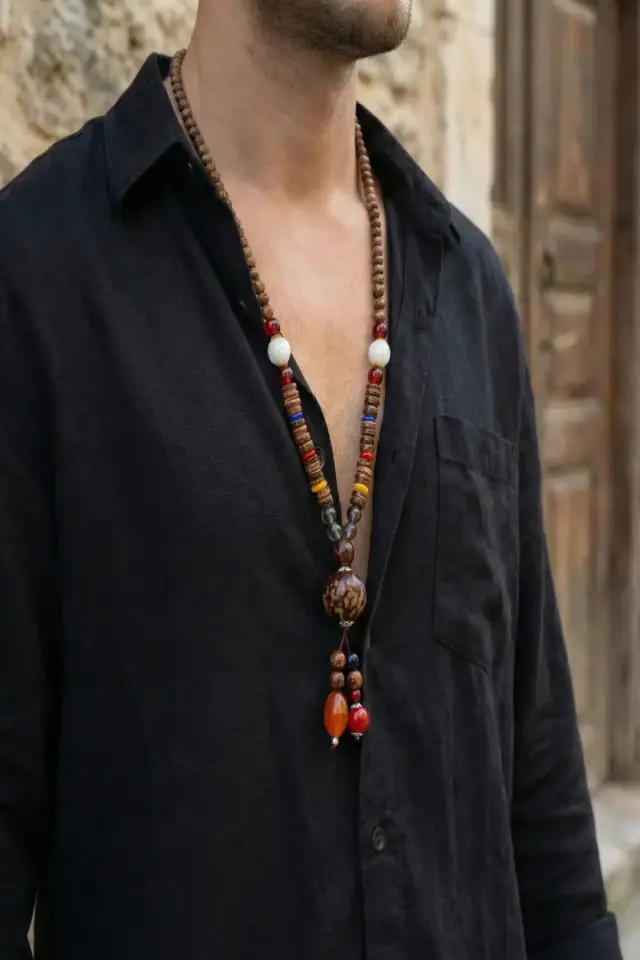 Ahşap Boncuklu ve Beyaz Taşlı Etnik Erkek Kolye - Bohem Tasarım