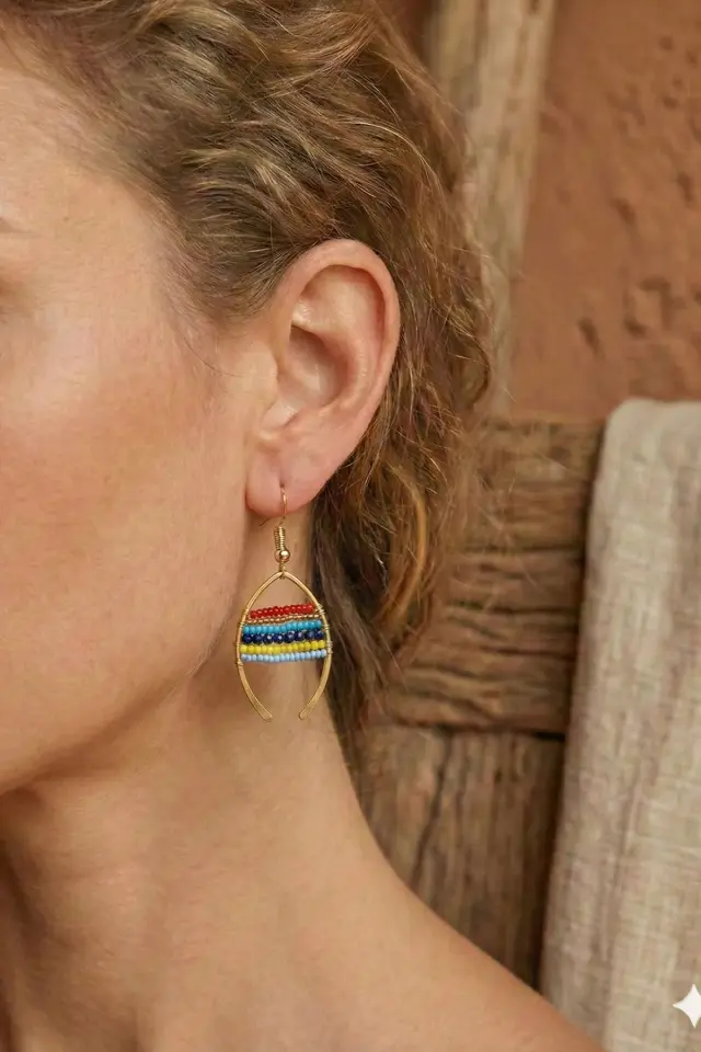 El Yapımı Boncuklu Pirinç Küpe - Etnik Oval Tasarım Takı