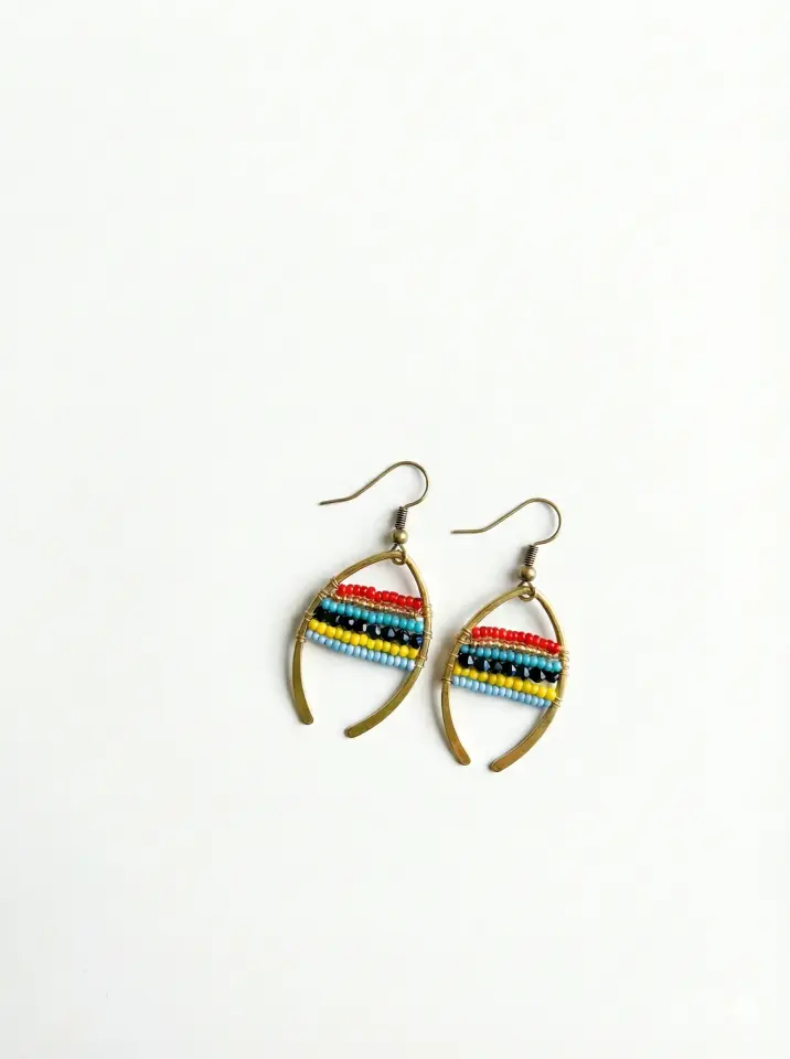 El Yapımı Boncuklu Pirinç Küpe - Etnik Oval Tasarım Takı