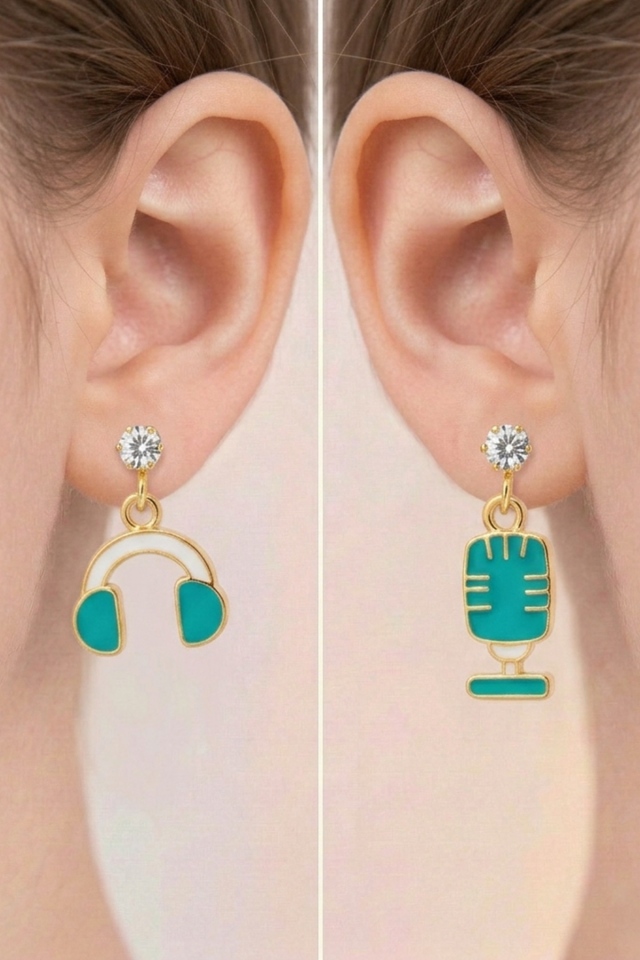 925 Ayar Gümüş Klipsli Mikrofon ve Kulaklık Tasarımlı Müzik Temalı Küpe