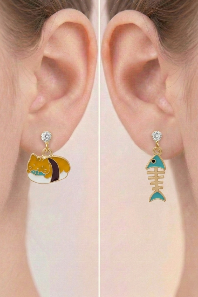 925 Ayar Klipsli Asimetrik Suşi Kedi ve Balık Kılçığı Küpe