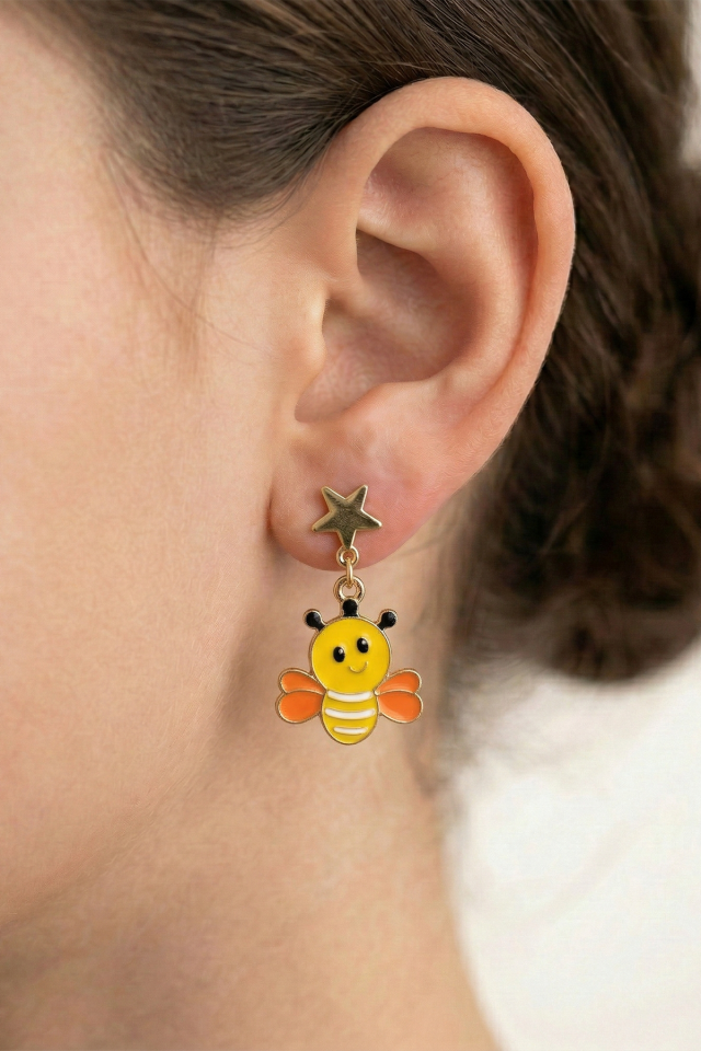 925 Ayar Gümüş Klipsli Sevimli Arı Figürlü Mineli Küpe