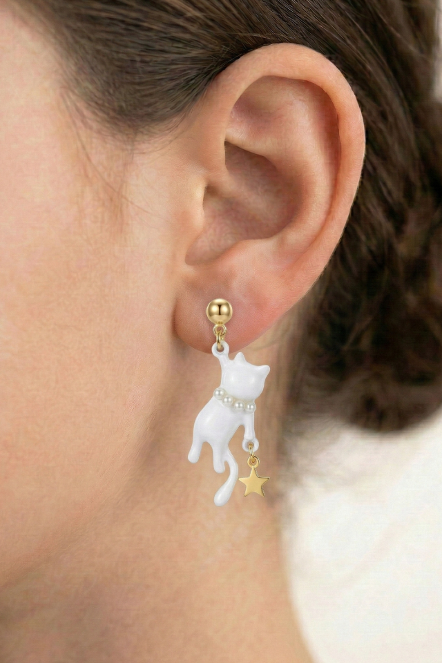 925 Ayar Gümüş Klipsli İnci Kolyeli Beyaz Kedi ve Yıldız Figürlü Küpe