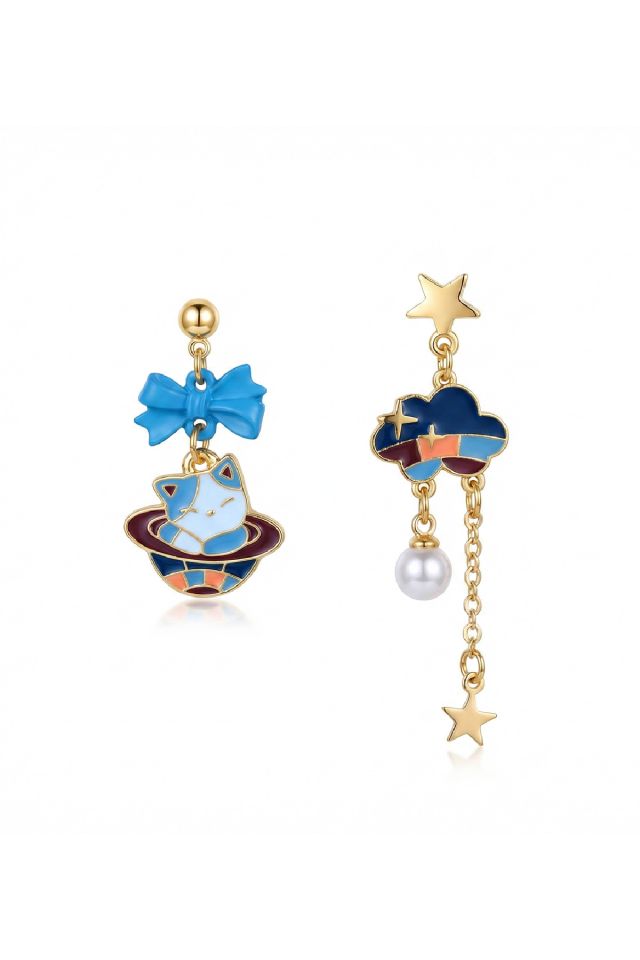 925 Ayar Gümüş Klipsli Mavi Fiyonklu Kedi ve İnci Detaylı Bulut Küpe