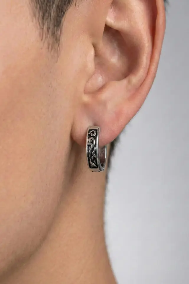 Tribal Etnik Desenli Eskitme Gümüş Renk 316L Paslanmaz Çelik Erkek Gotik Küpe