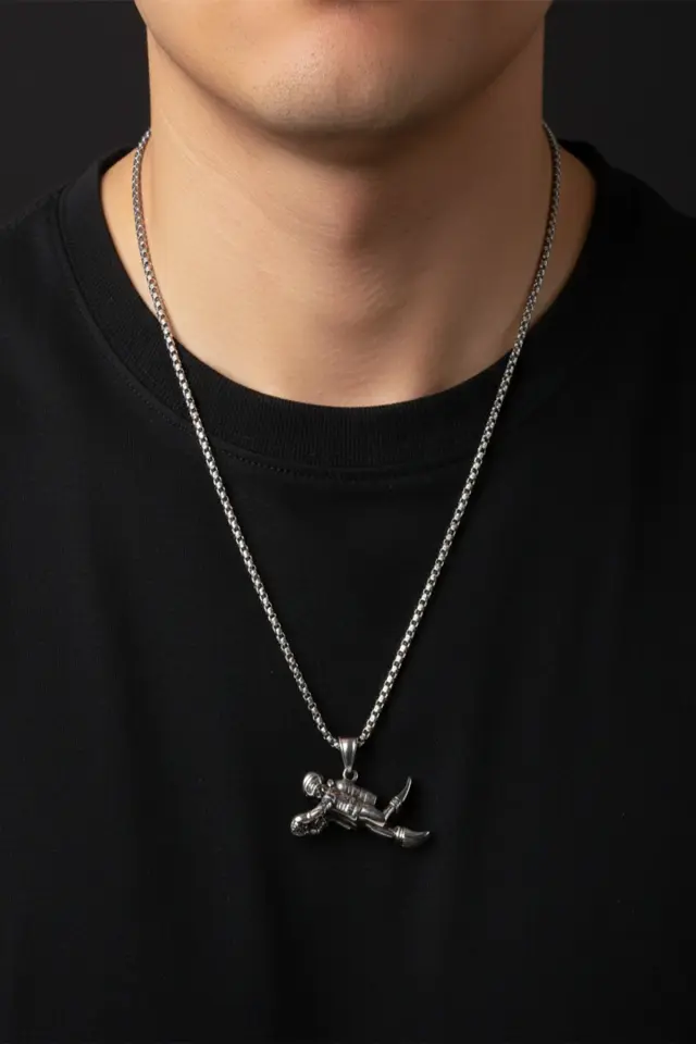 Dalgıç Figürlü Detay Tasarım 316L Paslanmaz Erkek Çelik Kolye