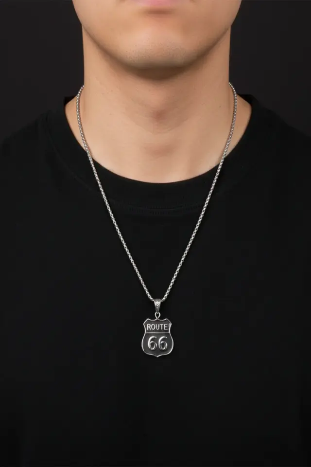 Retro Route 66 Tabela Tasarım Siyah Emaye Detaylı 316L Paslanmaz Erkek Çelik Kolye
