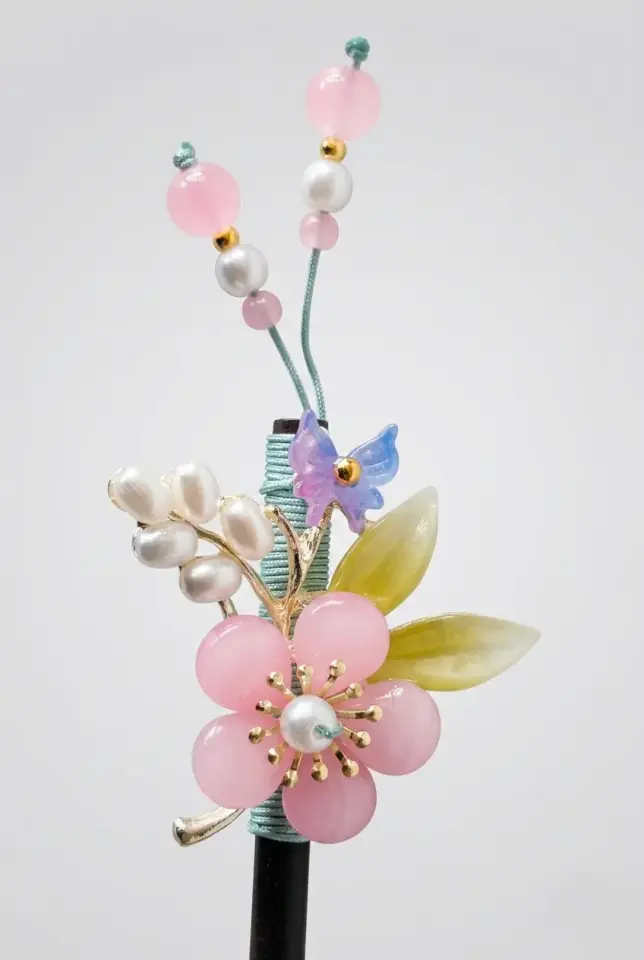 Sakura Rüyası Kelebek ve İnci Detaylı Pembe Kuvars Tasarım %100 El İşçiliği Kadın Topuz Kalemi